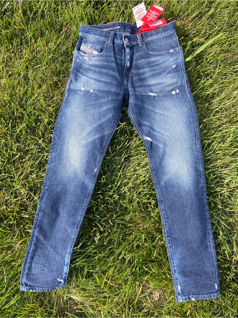 Classic Slim Men's Jeans in Faded Blue Wash